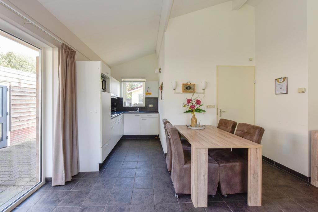 Villa Huinerhofje 3 - Vrijstaand, Grote Tuin, Rust En Veel Privacy Nabij Uitgestrekte Bossen Putten Exterior foto