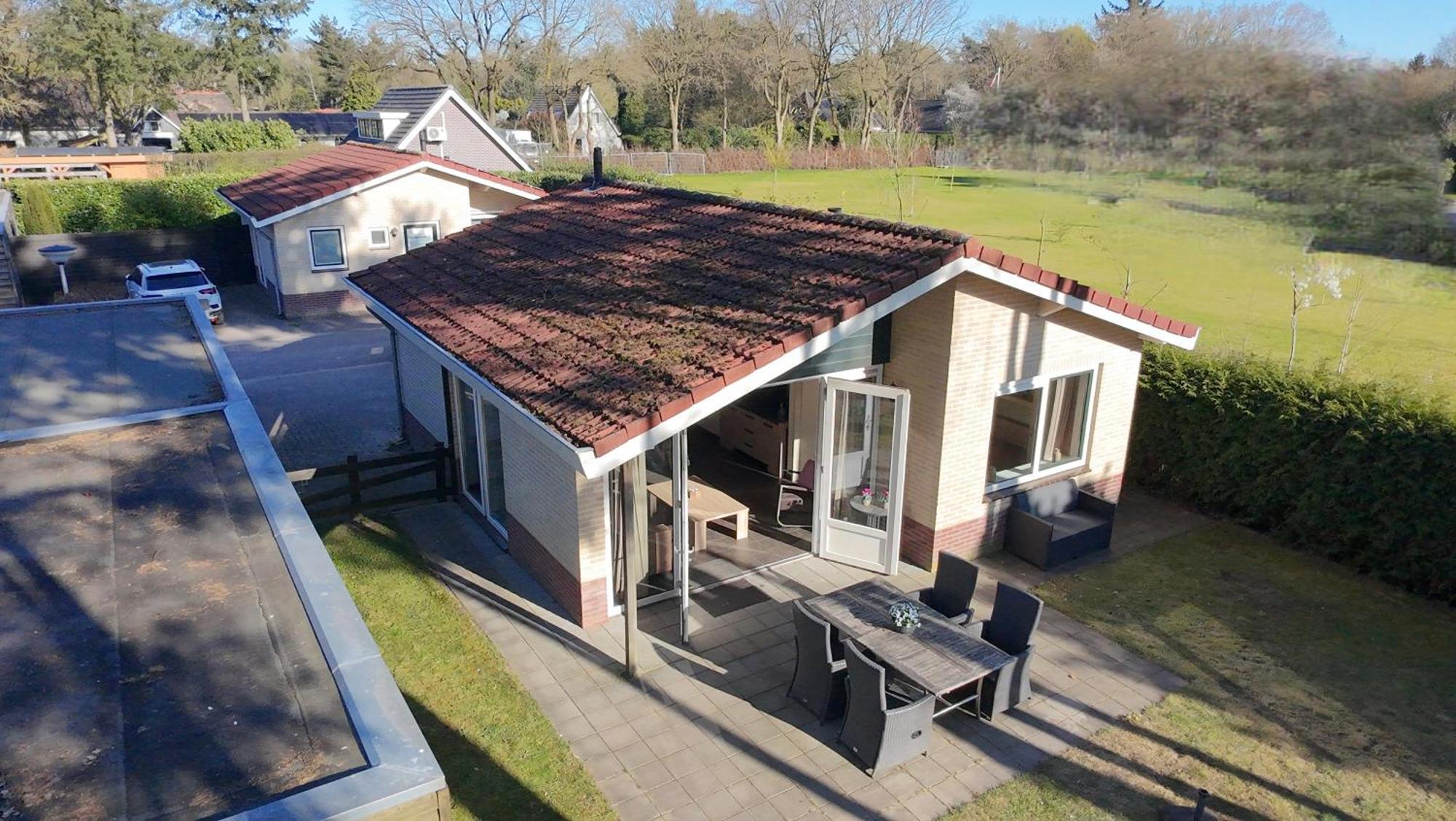 Villa Huinerhofje 3 - Vrijstaand, Grote Tuin, Rust En Veel Privacy Nabij Uitgestrekte Bossen Putten Exterior foto